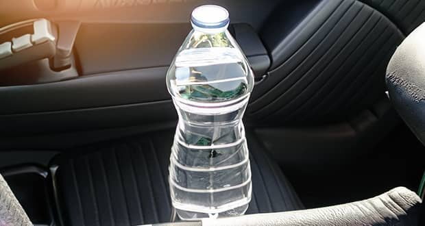 خطر باورنکردنی رها کردن بطری آب داخل خودرو!