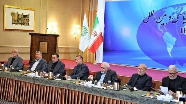 وزرای خارجه رئیسی، روحانی و احمدی نژاد در کنار هم / +عکس