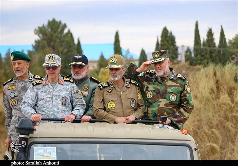 عکس متفاوت از فرماندهان بلندپایه نظامی /در کرمان چه خبر است؟